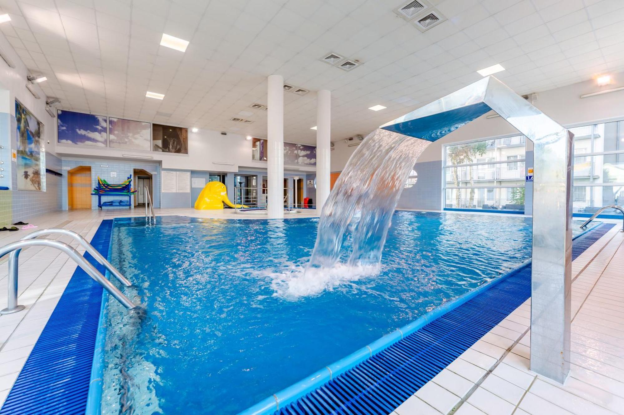 Akces Medical Fit & Spa Дзьвіжино Екстер'єр фото