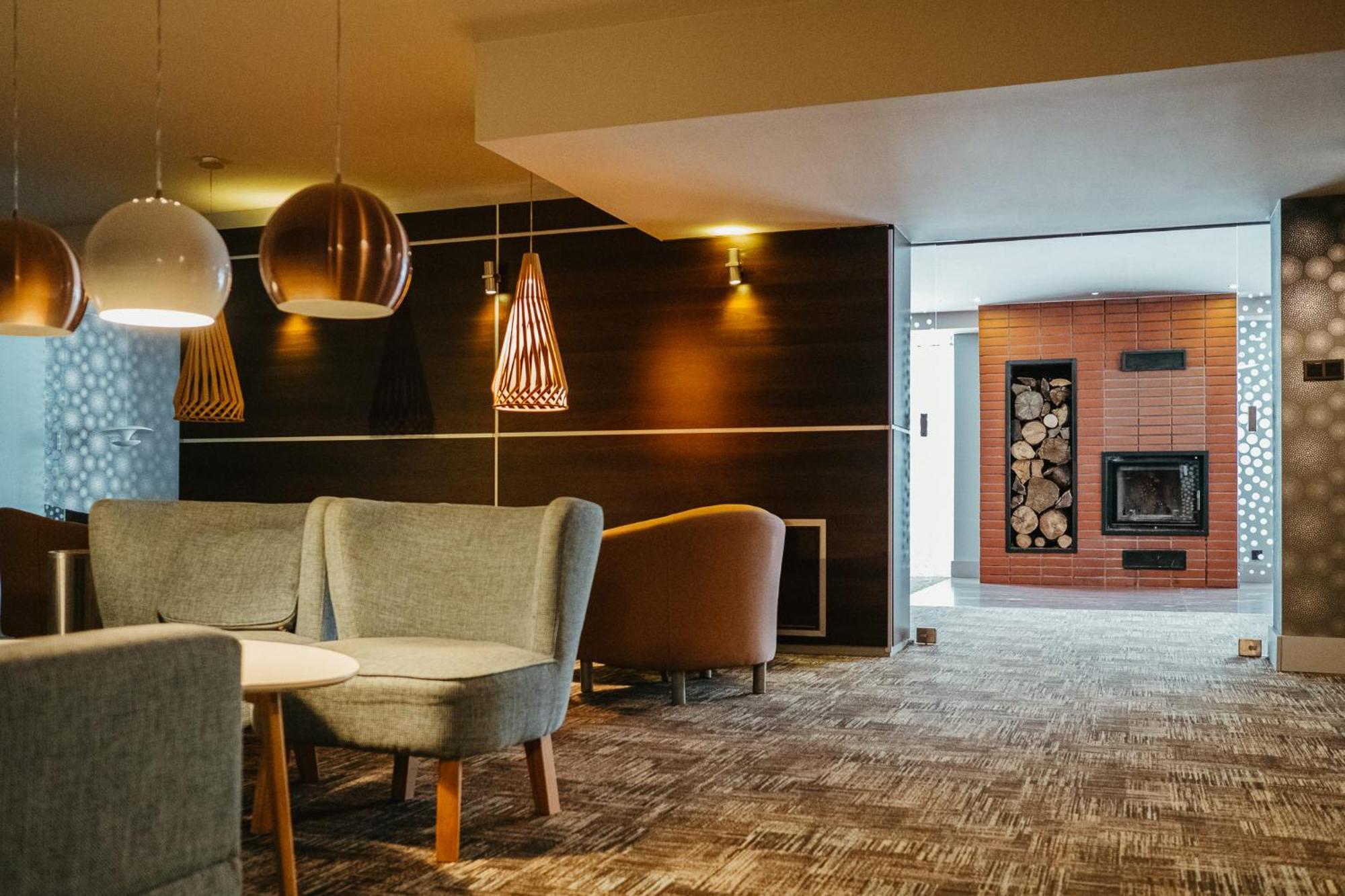 Akces Medical Fit & Spa Дзьвіжино Екстер'єр фото