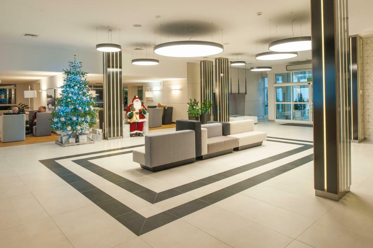 Akces Medical Fit & Spa Дзьвіжино Екстер'єр фото